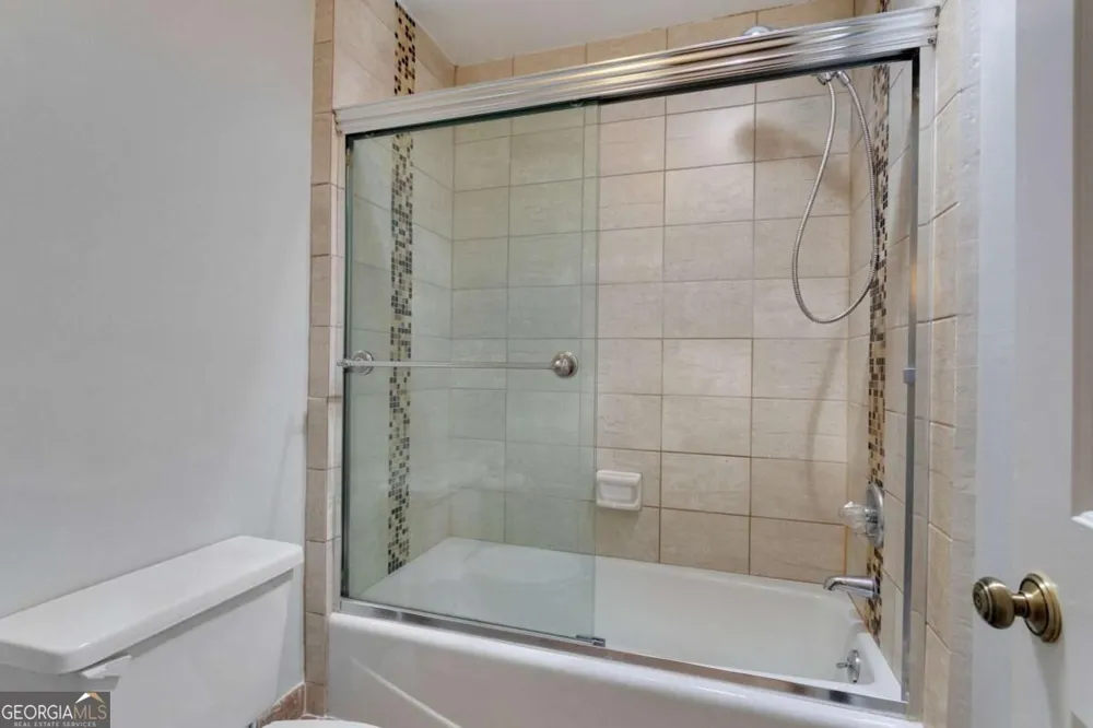1452 Briaroaks TRL NE Atlanta, GA 30329
