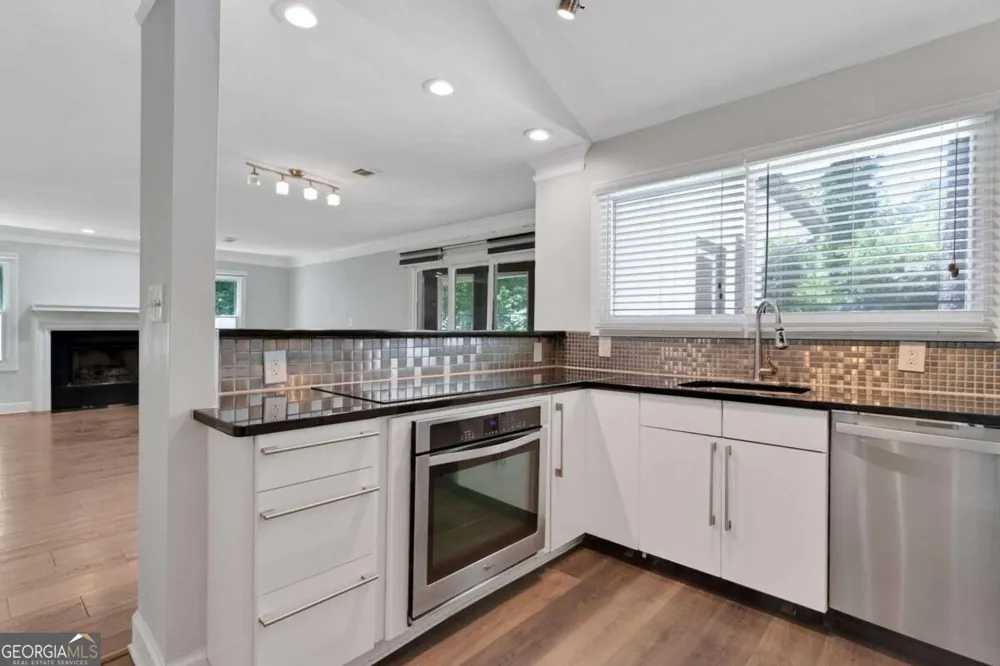 1452 Briaroaks TRL NE Atlanta, GA 30329