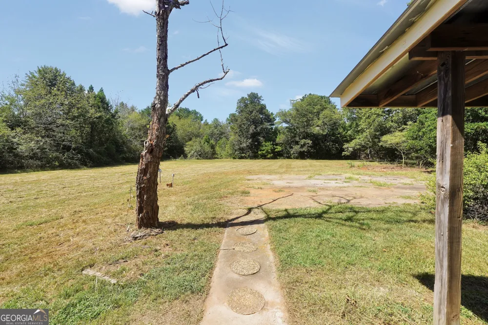 693 Patton RD Griffin, GA 30224