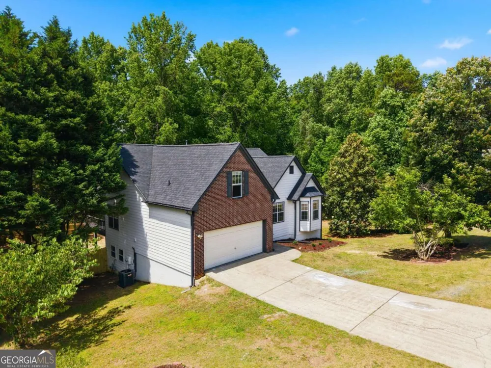 1432 Armende CIR Dacula, GA 30019