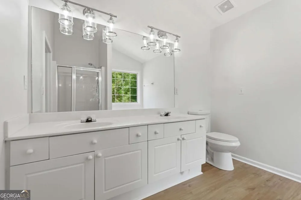 1432 Armende CIR Dacula, GA 30019