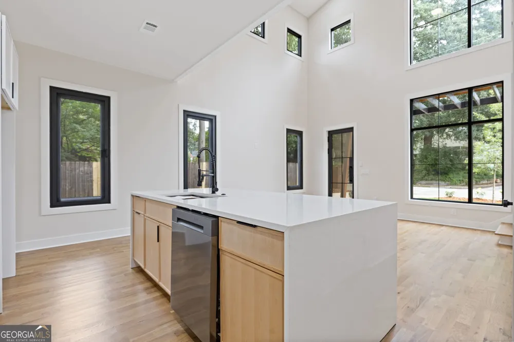 631 Flat Shoals AVE SE Atlanta, GA 30316