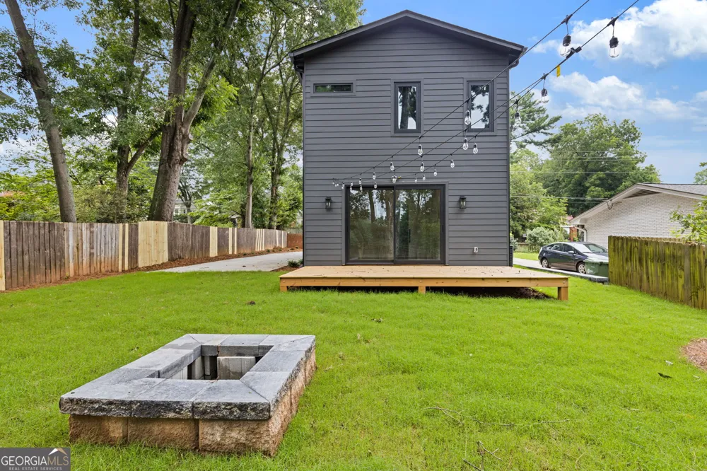 631 Flat Shoals AVE SE Atlanta, GA 30316