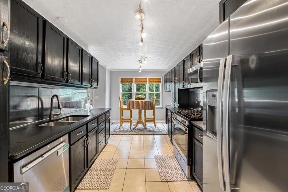 200 Brookhaven PL Canton, GA 30114