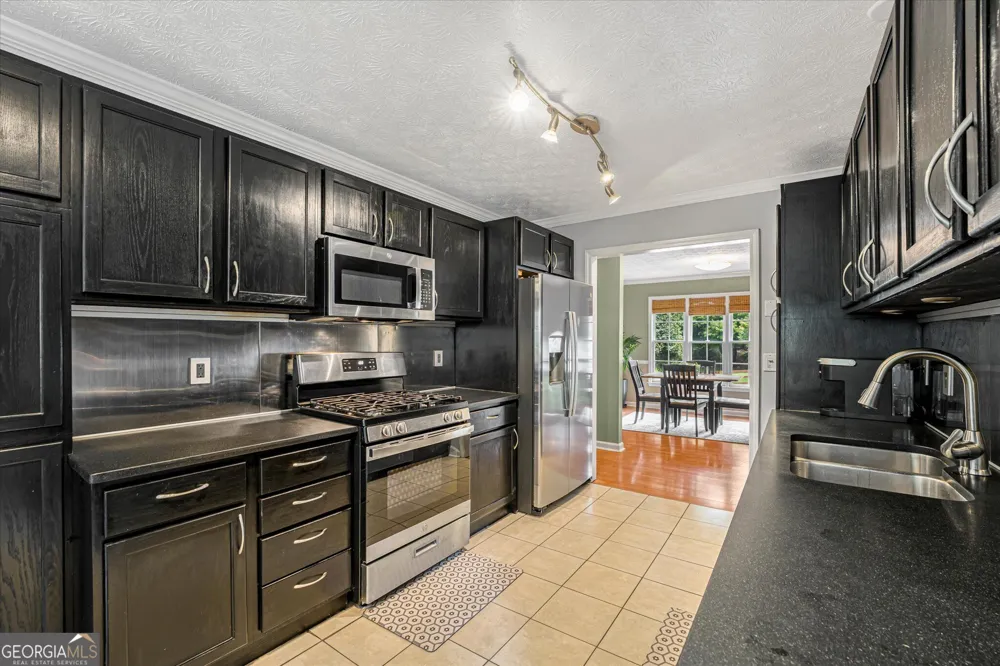 200 Brookhaven PL Canton, GA 30114