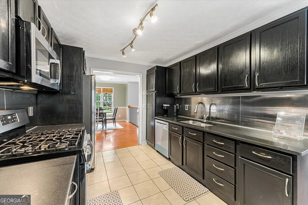 200 Brookhaven PL Canton, GA 30114