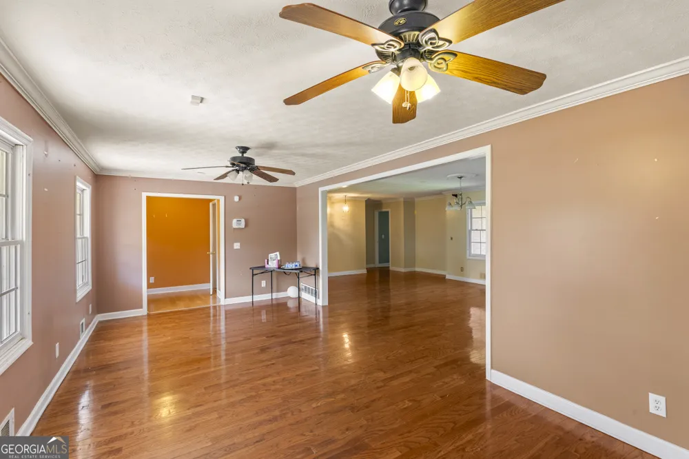 3258 Old Salem RD SE Conyers, GA 30013