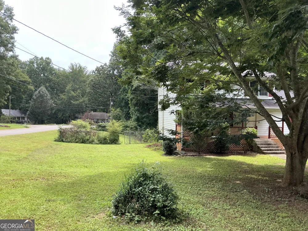 125 Bob White DR Stockbridge, GA 30281