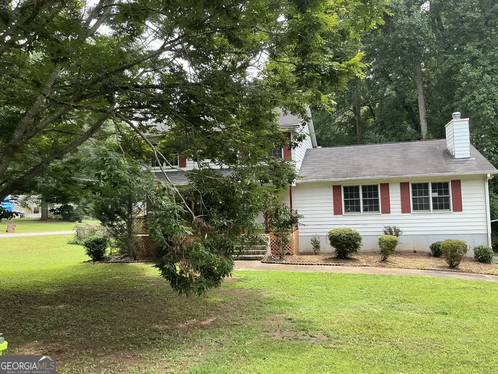 125 Bob White DR Stockbridge, GA 30281