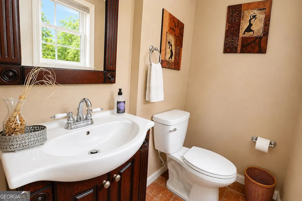 408 Martin RD Stone Mountain, GA 30088