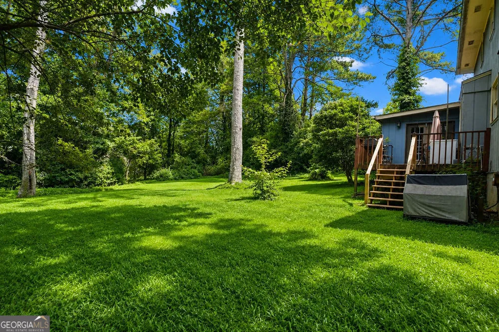 408 Martin RD Stone Mountain, GA 30088