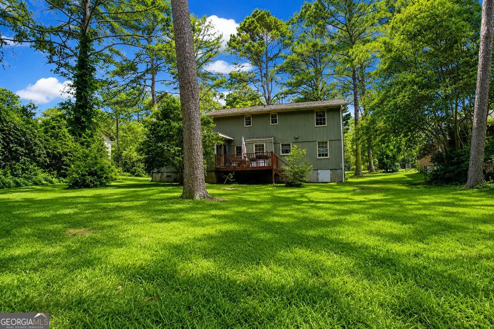 408 Martin RD Stone Mountain, GA 30088