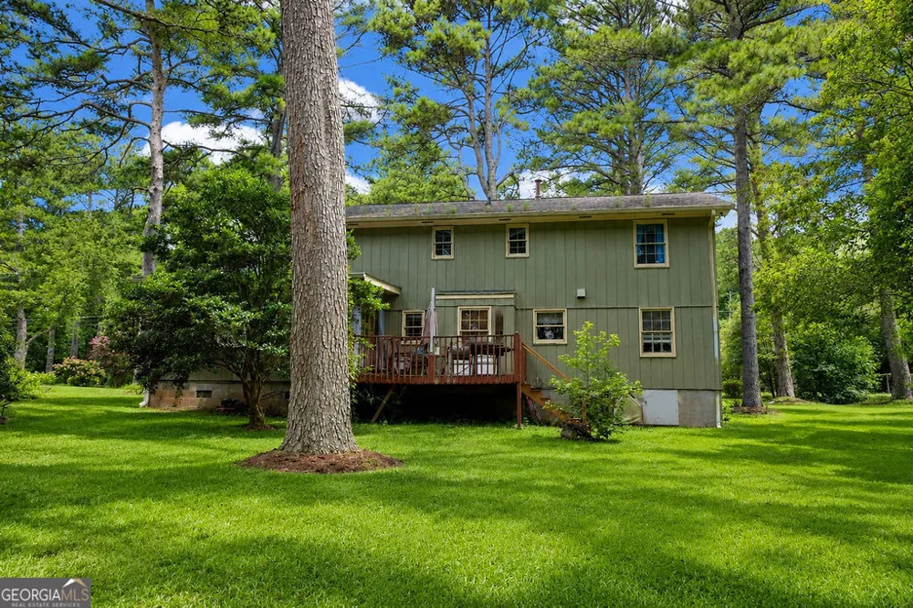 408 Martin RD Stone Mountain, GA 30088