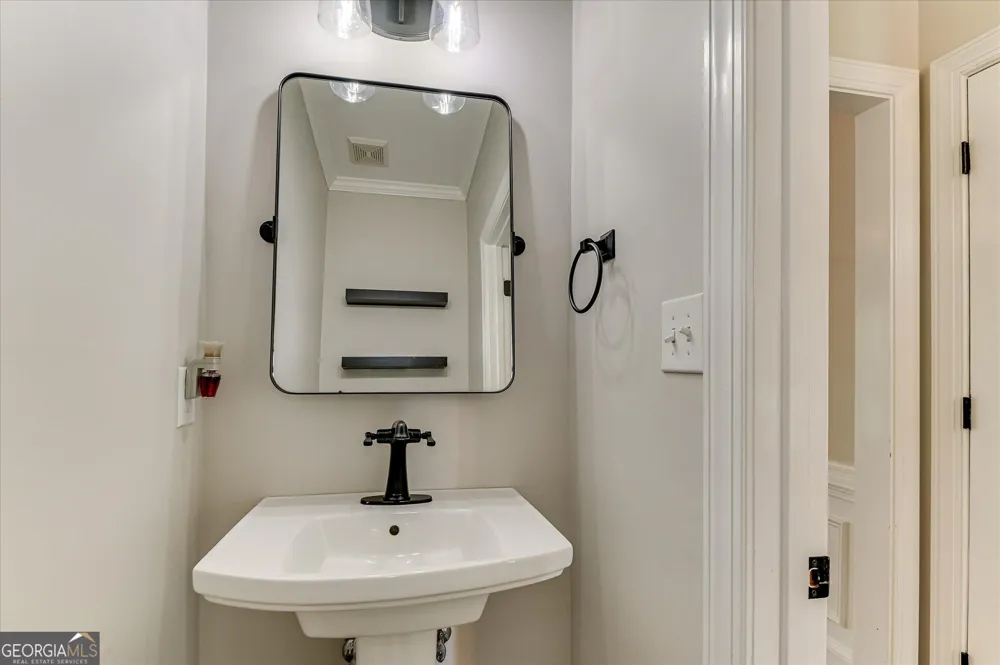 607 McKinnes BR Evans, GA 30809