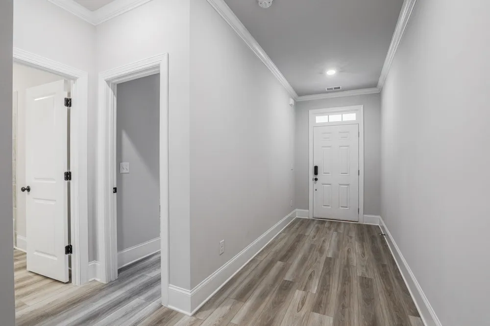 131 Vivian LN Peachtree City, GA 30269