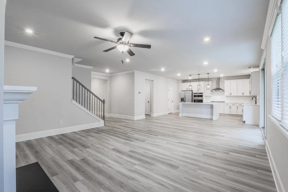 131 Vivian LN Peachtree City, GA 30269