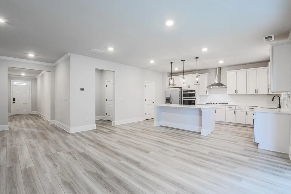 131 Vivian LN Peachtree City, GA 30269