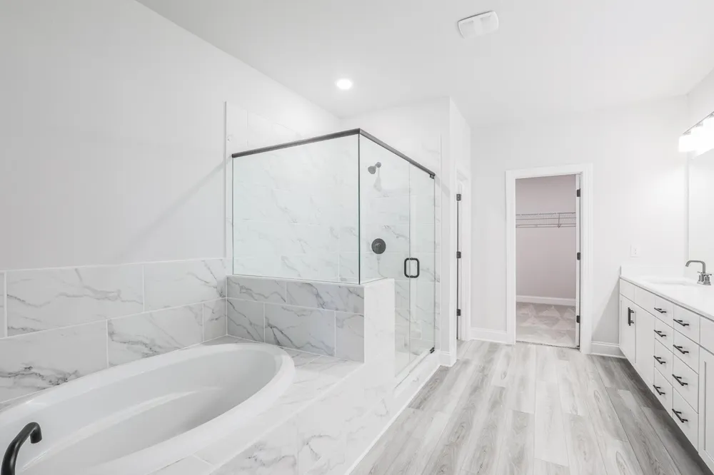 131 Vivian LN Peachtree City, GA 30269