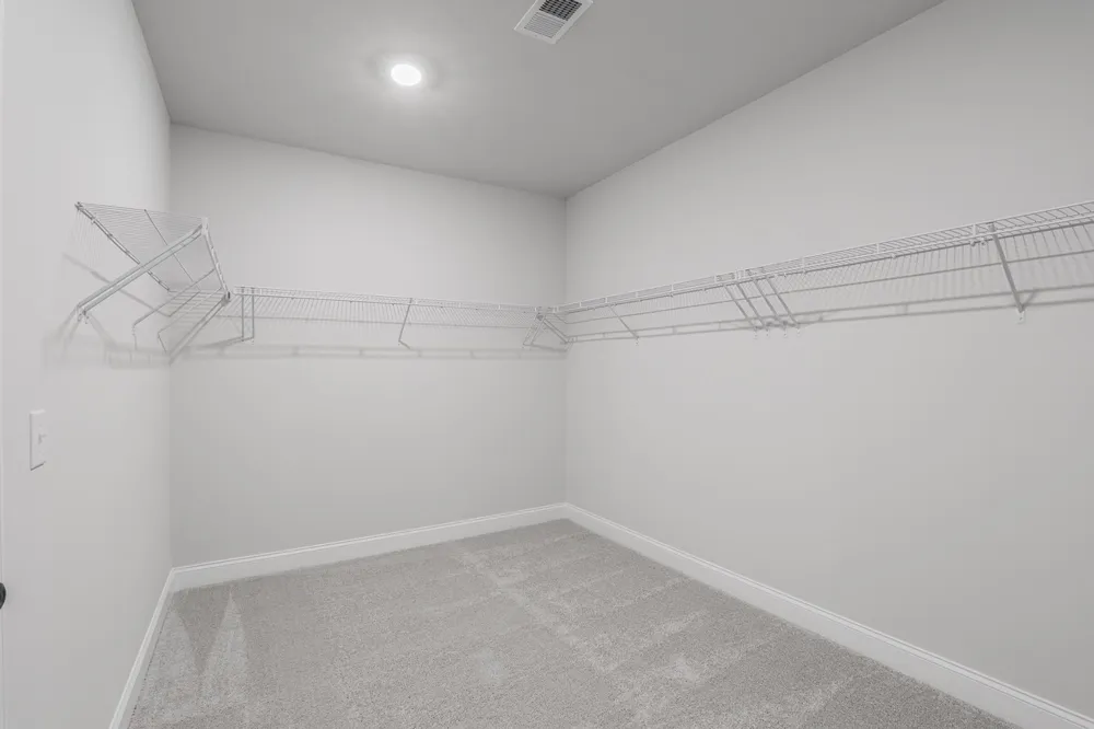 131 Vivian LN Peachtree City, GA 30269