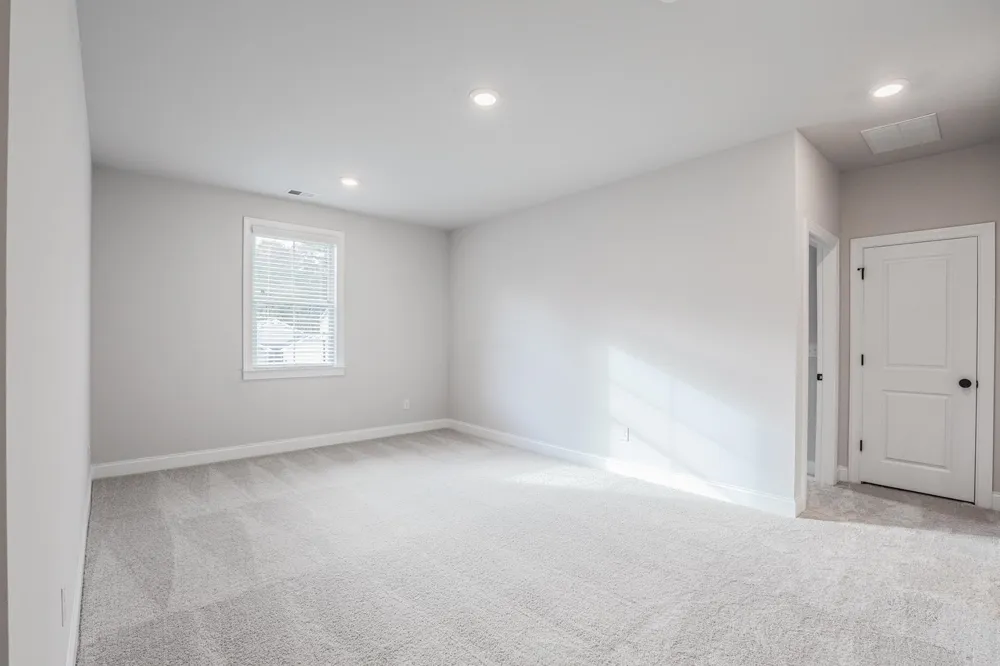 131 Vivian LN Peachtree City, GA 30269