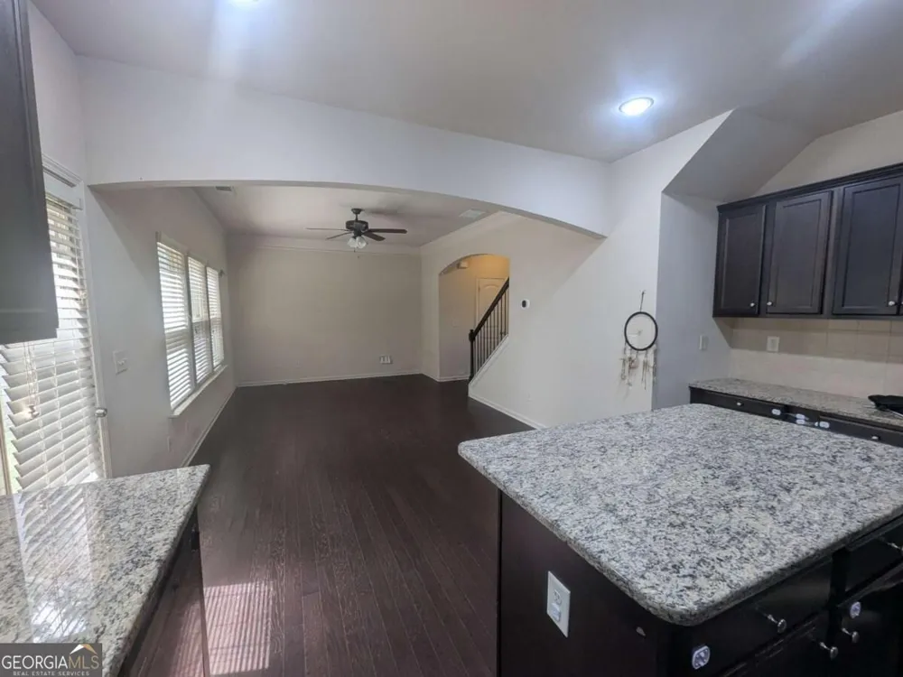 1785 Homeside DR Cumming, GA 30041
