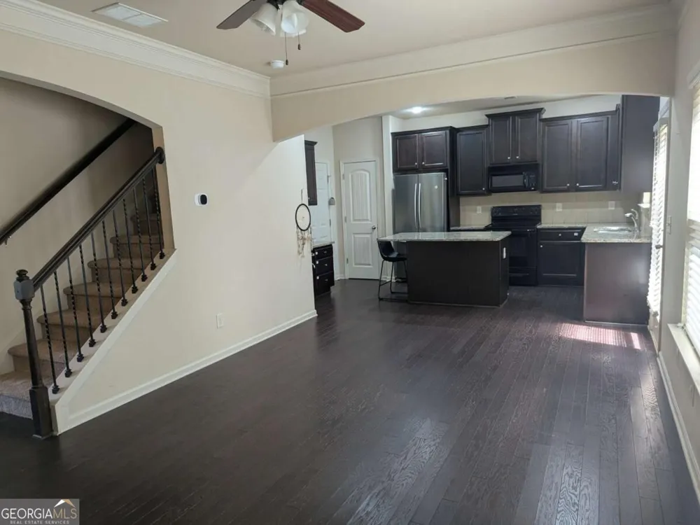1785 Homeside DR Cumming, GA 30041