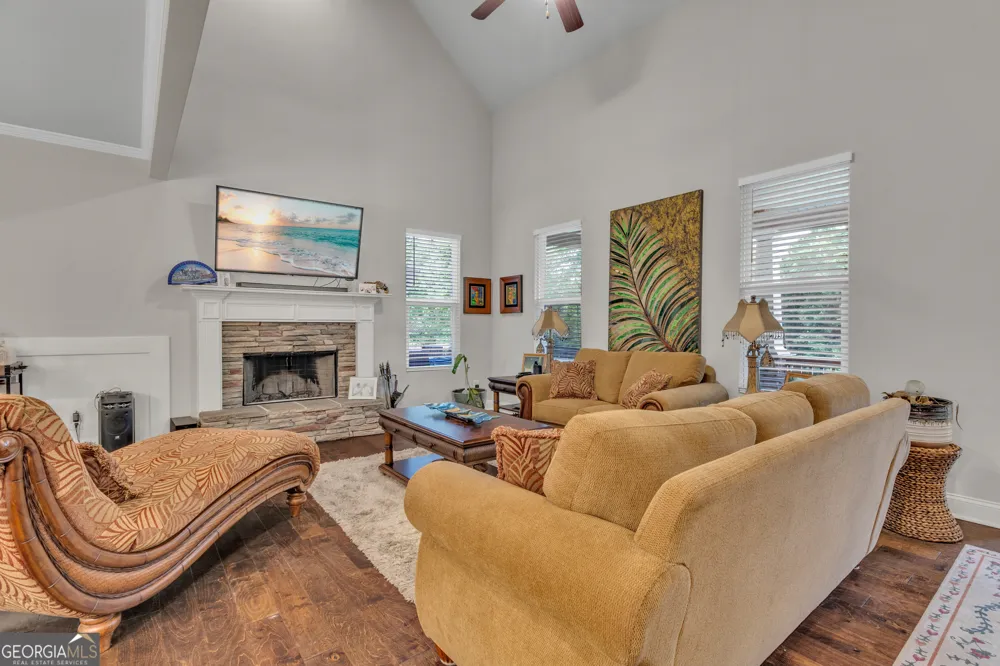 202 Riverpoint WAY Jackson, GA 30233