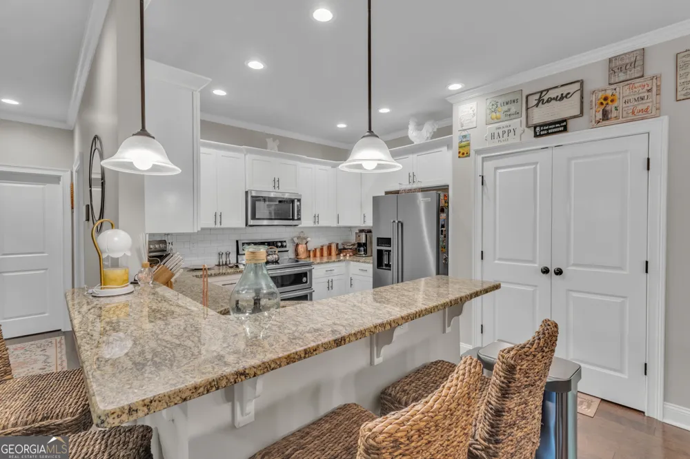 202 Riverpoint WAY Jackson, GA 30233