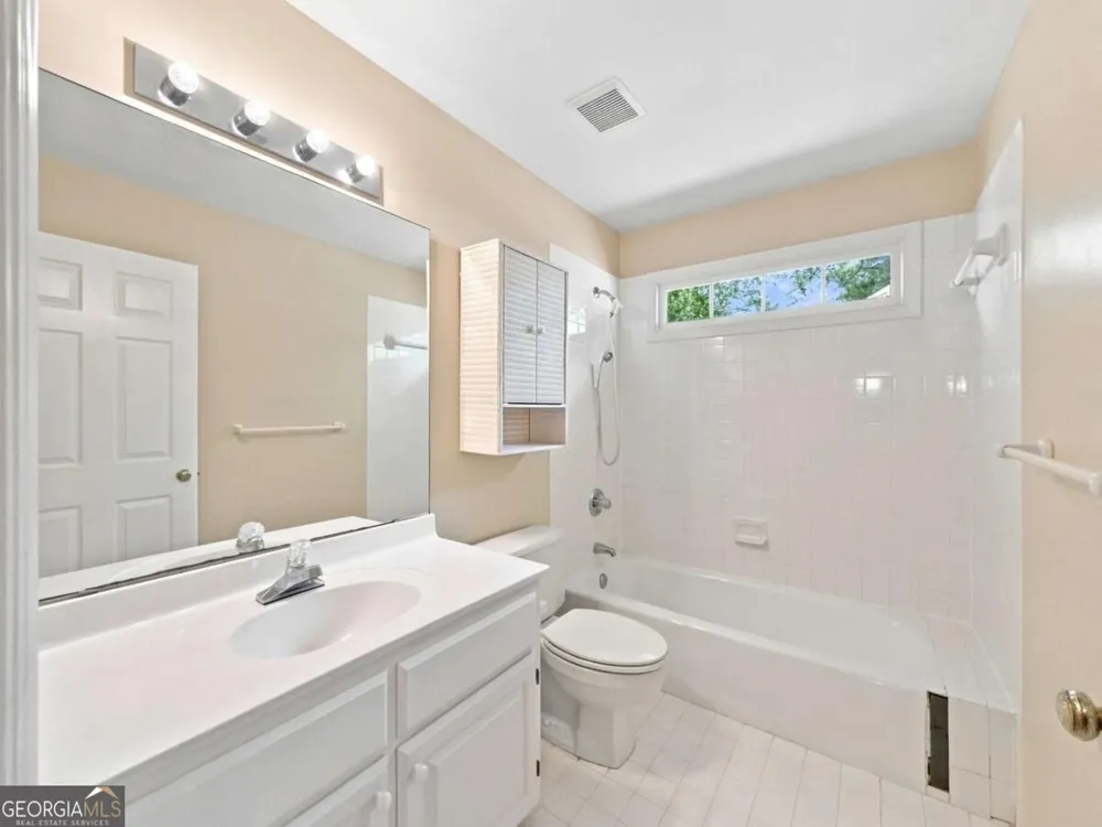 4345 Hambrick PL Stone Mountain, GA 30083