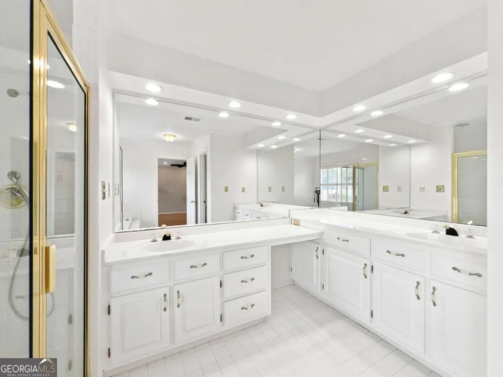 4345 Hambrick PL Stone Mountain, GA 30083
