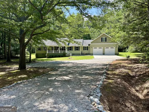 151 Evergreen LN