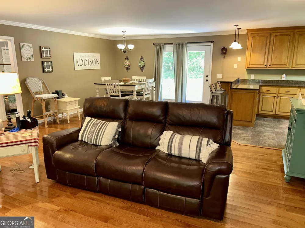 151 Evergreen LN Hartwell, GA 30643