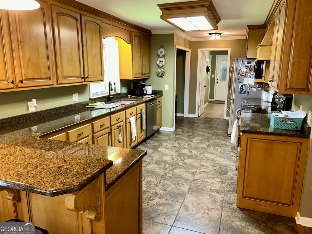151 Evergreen LN Hartwell, GA 30643