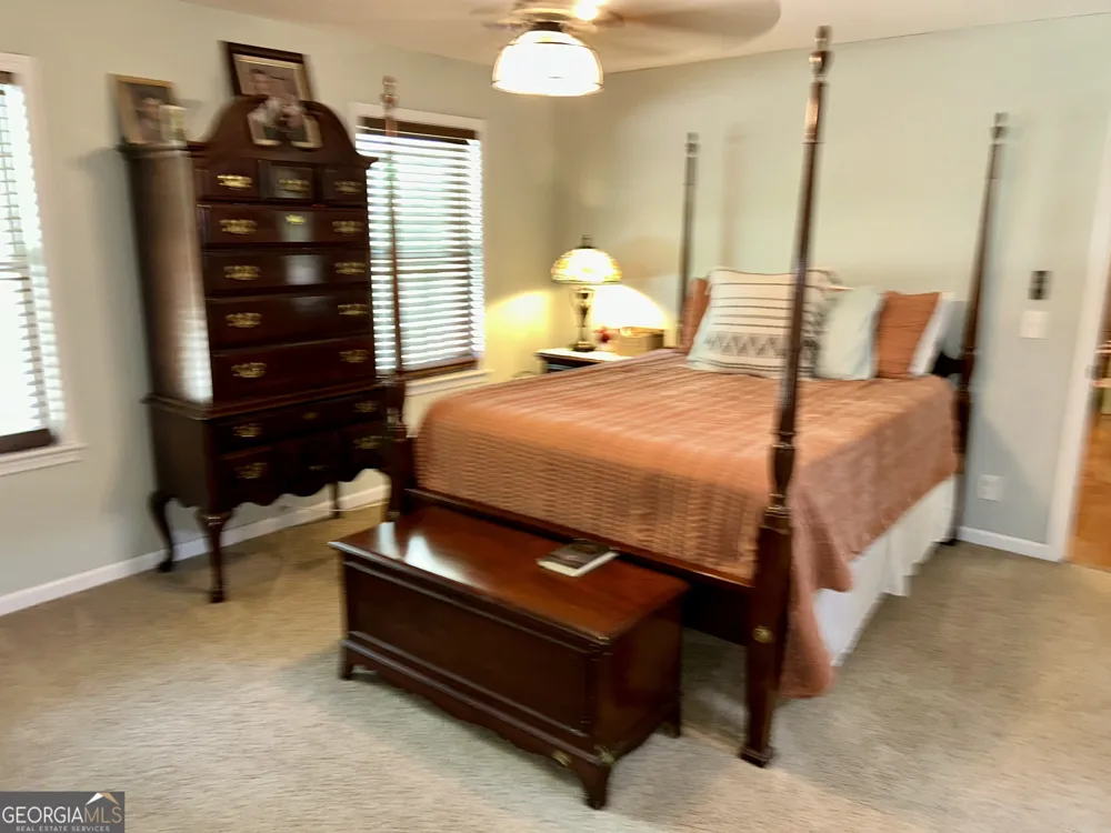 151 Evergreen LN Hartwell, GA 30643