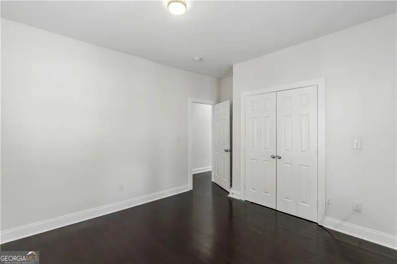 954 Byron DR SW Atlanta, GA 30310