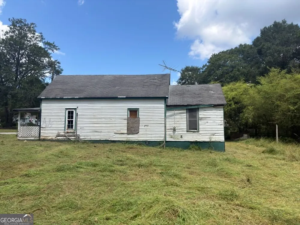 101 Smith RD Newnan, GA 30263