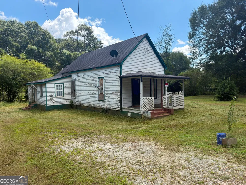 101 Smith RD Newnan, GA 30263