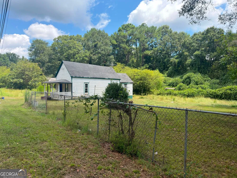 101 Smith RD Newnan, GA 30263