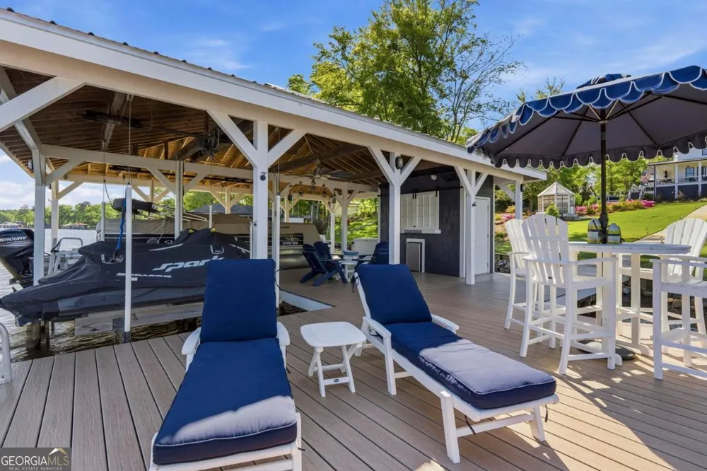 1090 Crooked Creek RD Eatonton, GA 31024