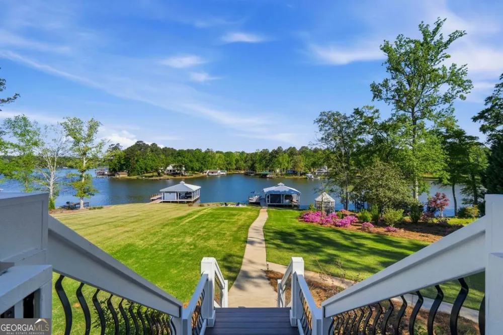 1090 Crooked Creek RD Eatonton, GA 31024
