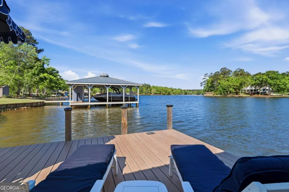 1090 Crooked Creek RD Eatonton, GA 31024