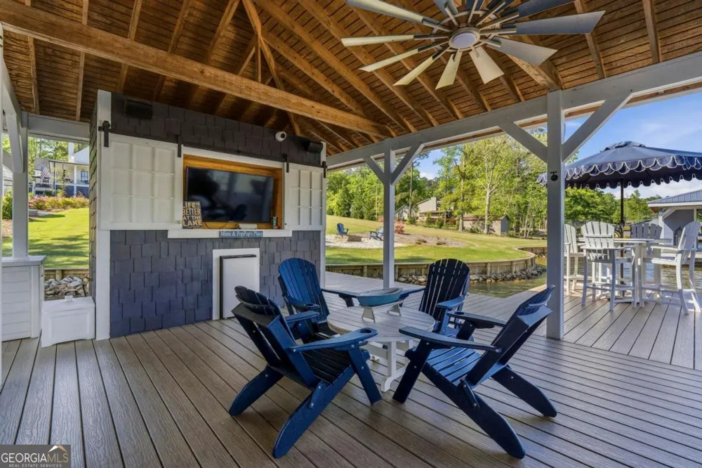 1090 Crooked Creek RD Eatonton, GA 31024