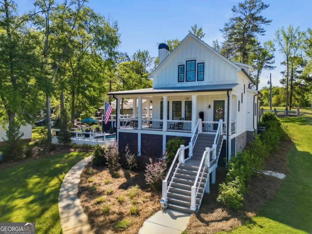 1090 Crooked Creek RD Eatonton, GA 31024