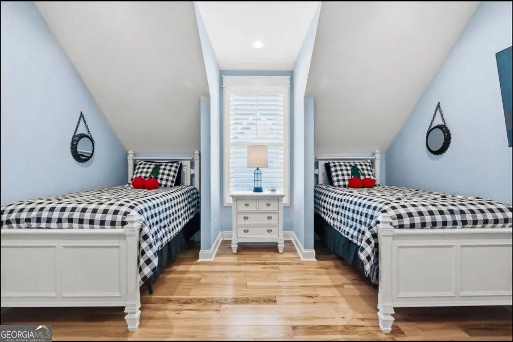 1090 Crooked Creek RD Eatonton, GA 31024