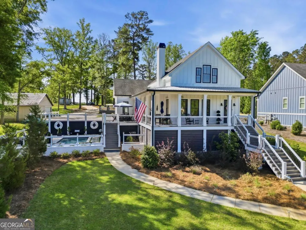 1090 Crooked Creek RD Eatonton, GA 31024