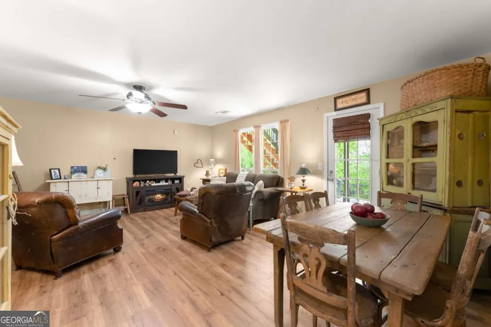 1165 Evergreen Oak WAY Dacula, GA 30019