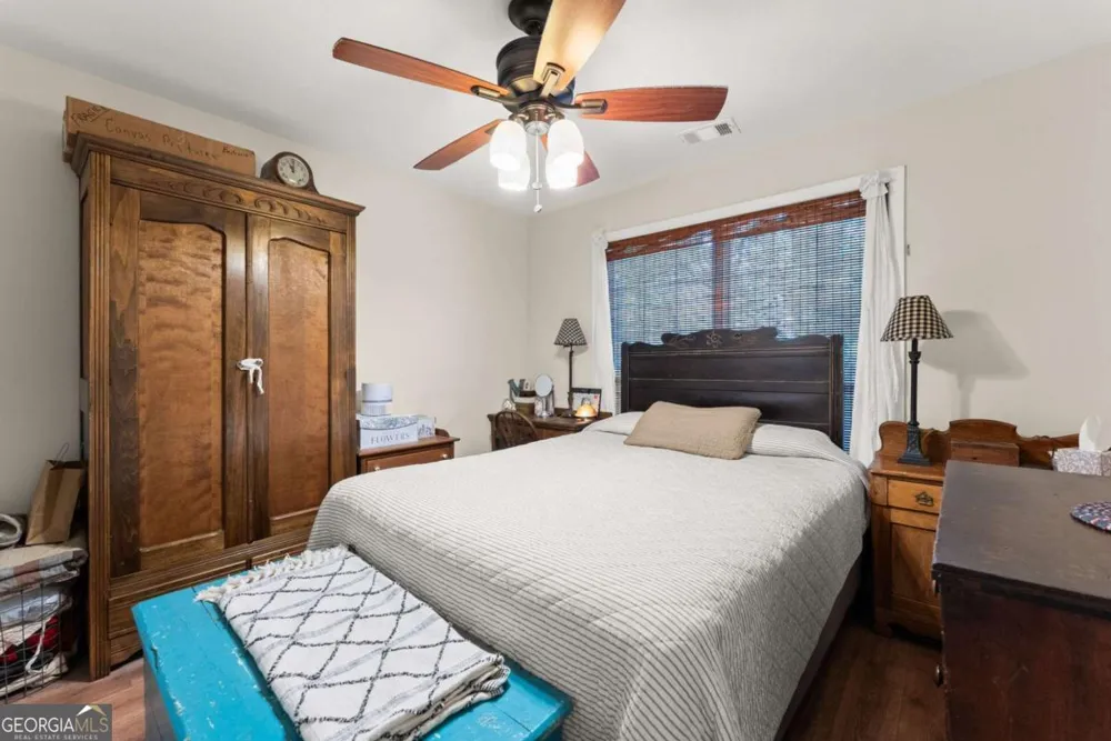 1165 Evergreen Oak WAY Dacula, GA 30019