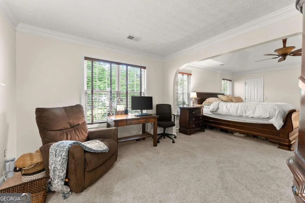 1165 Evergreen Oak WAY Dacula, GA 30019