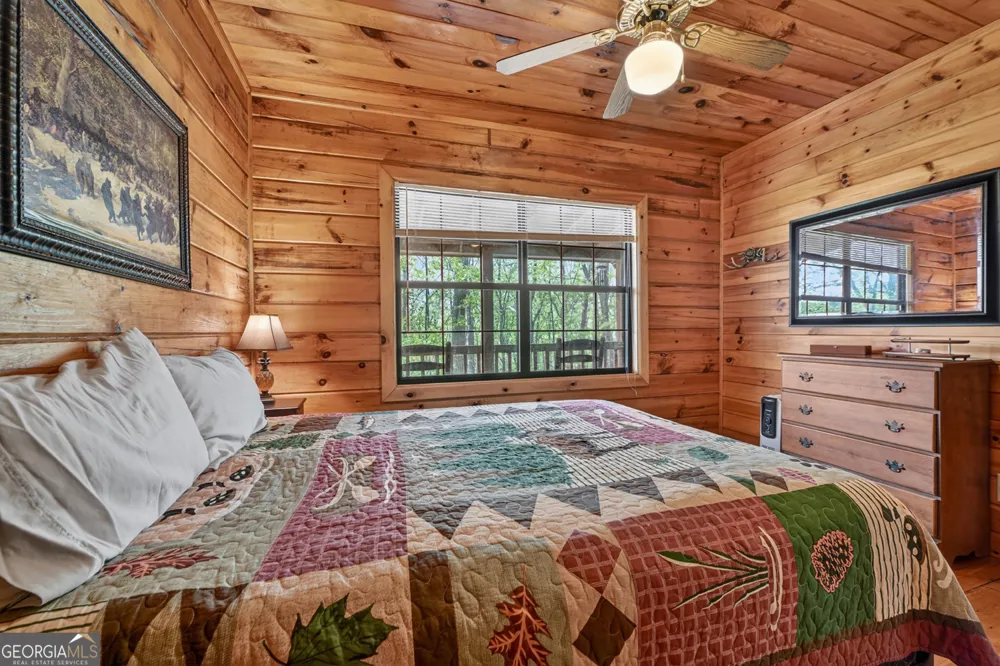 660 Ripshin Mountain RD Blue Ridge, GA 30513