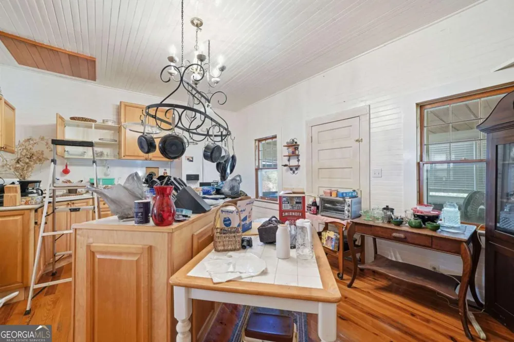 348 Old Tate RD Jasper, GA 30143